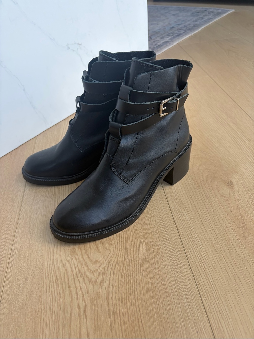 Topshop Black Leather Buckle Strap Block Heel Ankle Booties